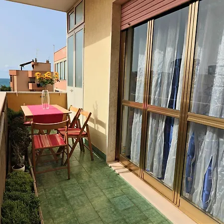 Casa Vacanze Levante Con Vista Mare Apartment